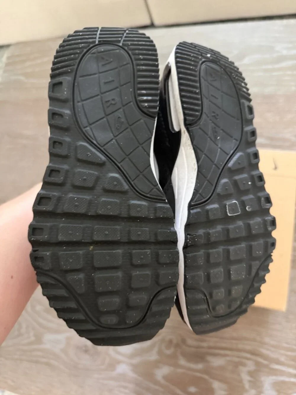 WORN ONCE Boys Nike Air Max Systm (PS) black/white/gray slip on sneakers size 1Y